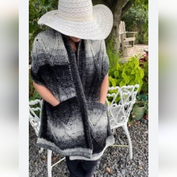 BCIM Wool/acrylic sweater - Picture 3 of 11